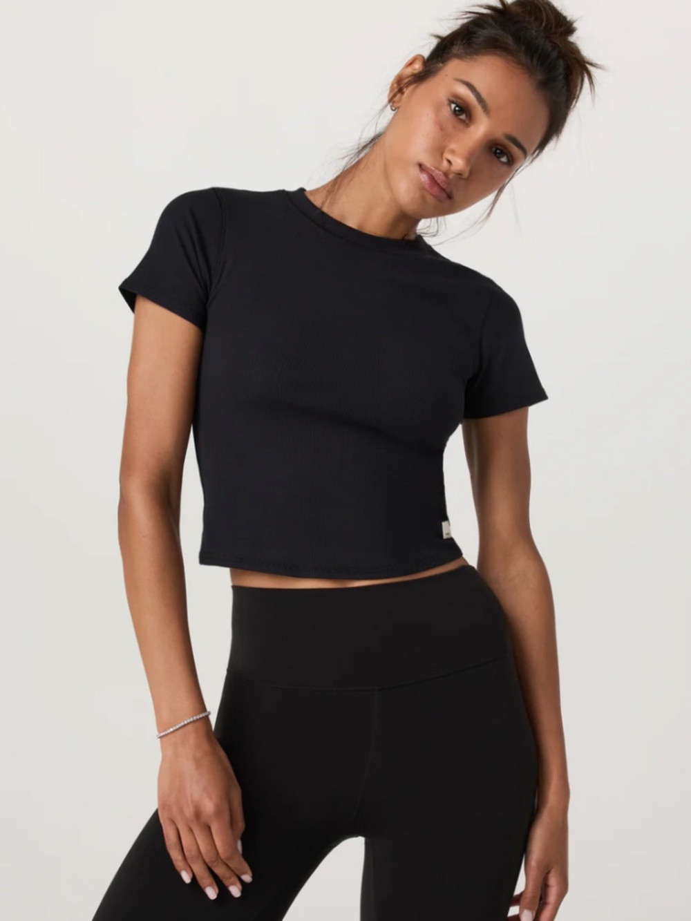 Vuori Pose Fitted Tee Size XS Modal Rib Knit Slim Crop Athleisure Black